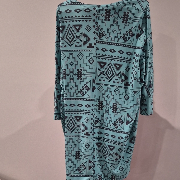 No Boundaries Blue Geometric Poncho - Picture 1 of 2
